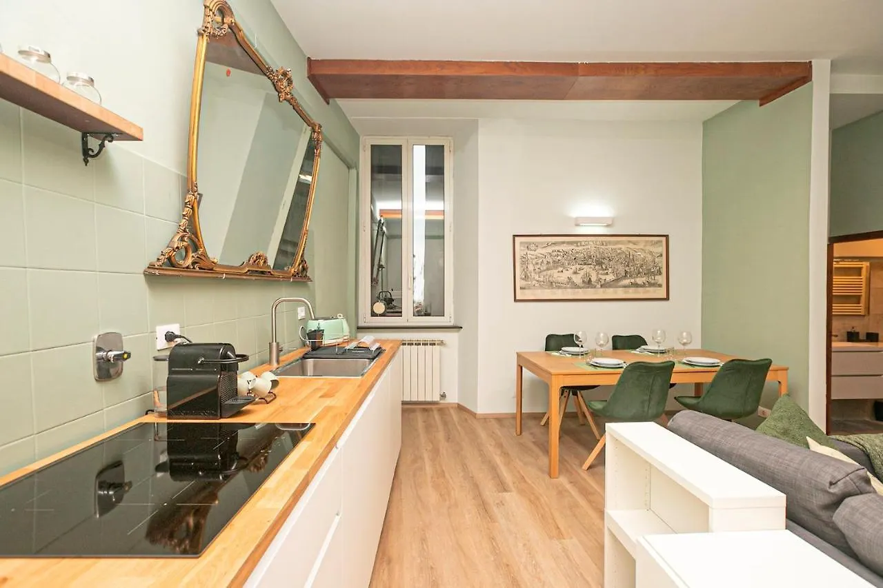 Homes In Genoa - Genova Song Apartment