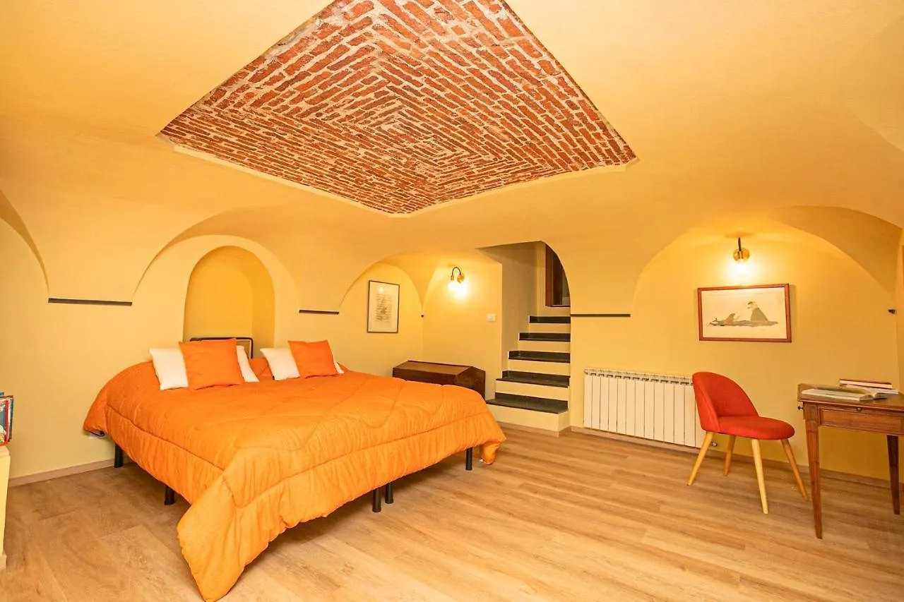 Apartment Homes In Genoa - Genova Song
